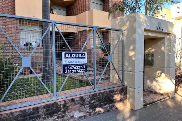 Cartel- alquiler-nova